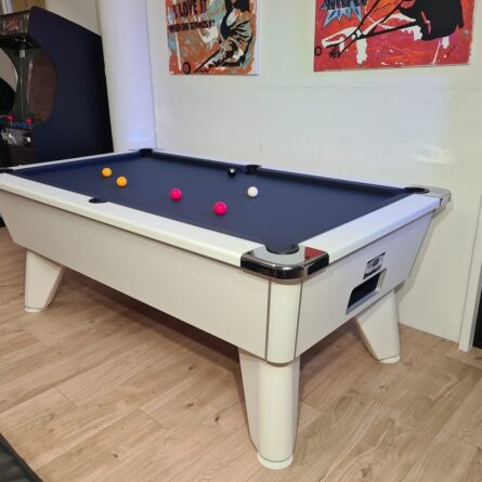 billard oméga blanc